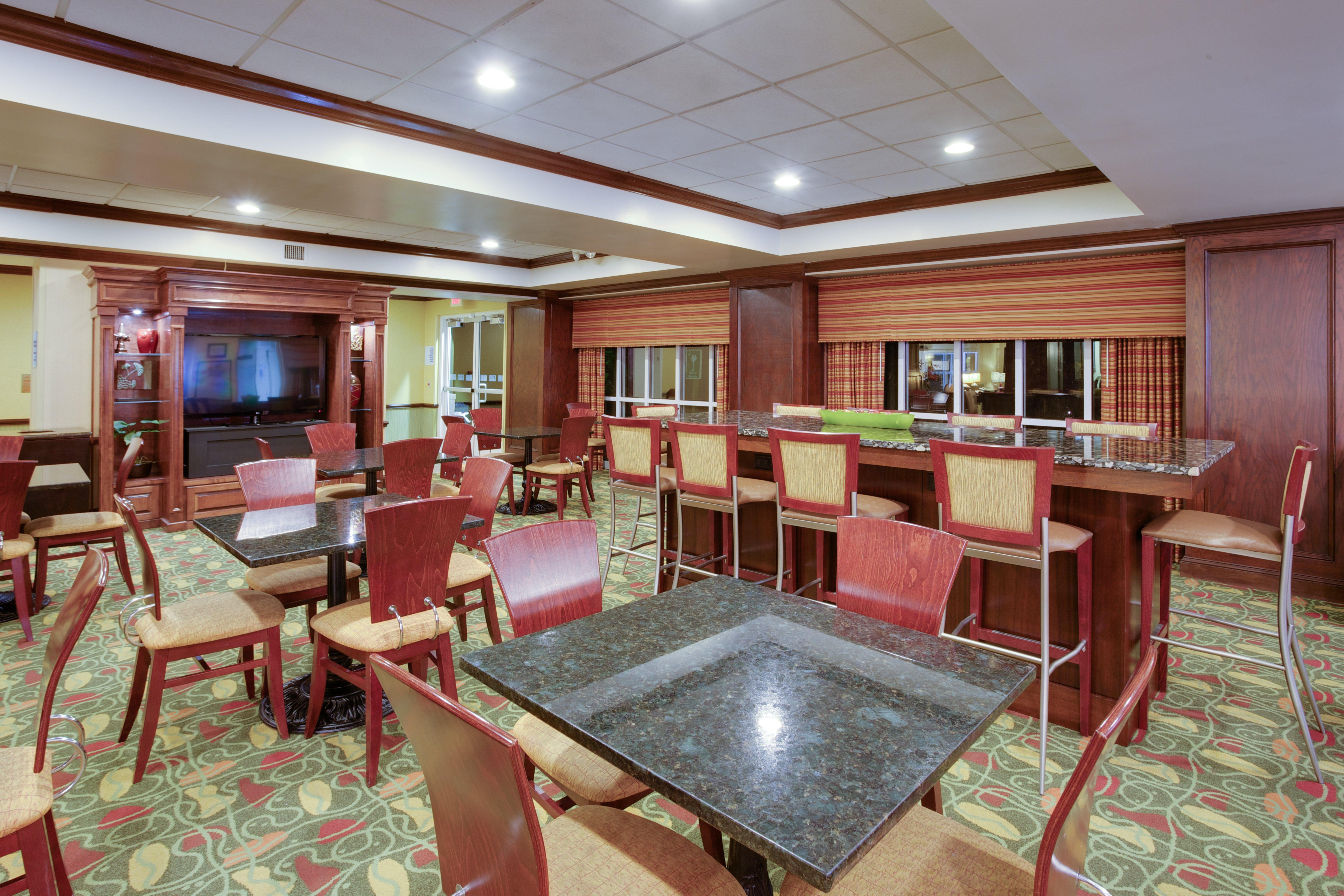 Holiday Inn Express Hotel & Suites Charleston-Ashley Phosphate By Ihg North Charleston Eksteriør bilde