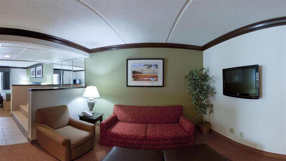 Holiday Inn Express Hotel & Suites Charleston-Ashley Phosphate By Ihg North Charleston Eksteriør bilde